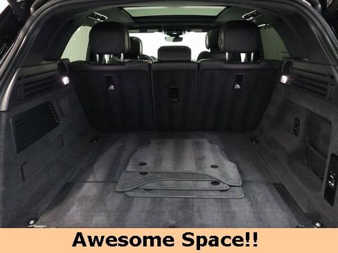 Used 2024 Land Rover Range Rover Sport SE image 47