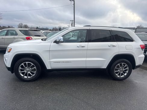 Used 2016 Jeep Grand Cherokee Limited w/ Luxury Group II image 2
