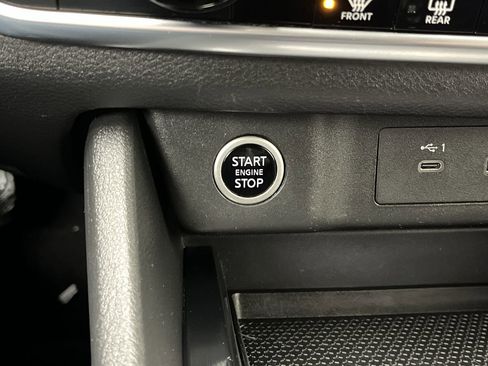 Used 2023 Nissan Rogue SV image 20