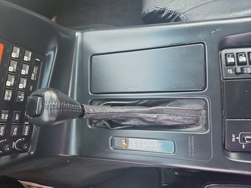 Used 1994 Chevrolet Corvette Coupe RWD image 18