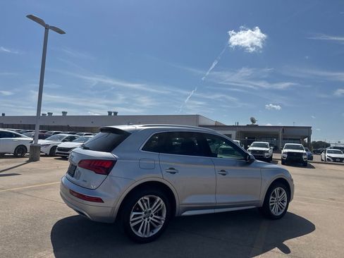 Used 2019 Audi Q5 2.0T Premium Plus w/ Premium Plus Package AWD/4WD image 21