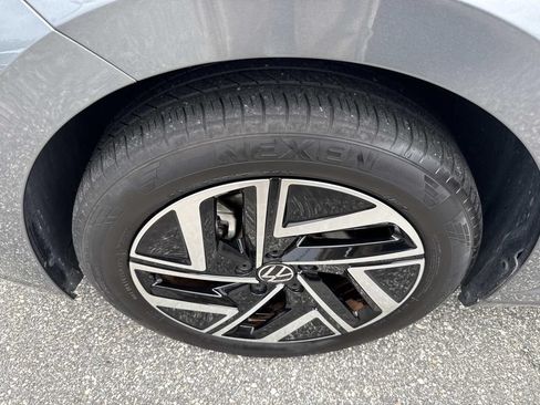 Used 2023 Volkswagen Jetta SEL FWD image 11