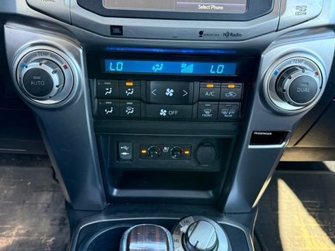 Used 2015 Toyota 4Runner Limited AWD/4WD image 24