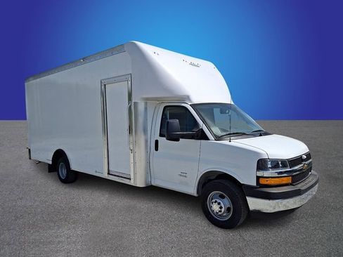 New 2026 Chevrolet Express 4500 w/ Power Convenience Package RWD image 2