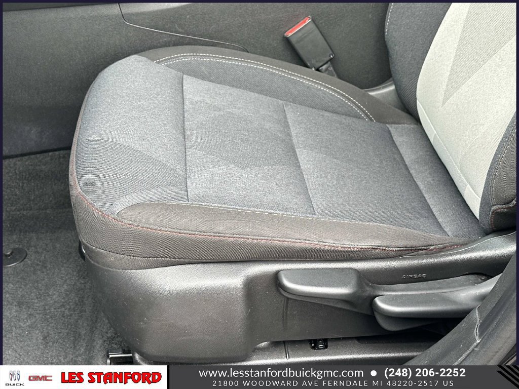 Used 2024 Chevrolet Trax RS FWD image 18