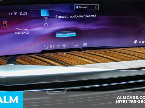 Used 2026 Cadillac Escalade ESV Platinum Sport image 38