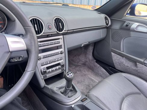 Used 2006 Porsche Boxster RWD image 19
