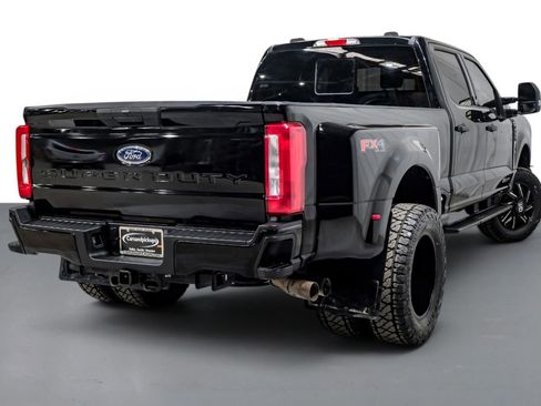 Used 2023 Ford F350 XLT w/ FX4 Off-Road Package AWD/4WD image 7