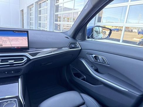 Used 2023 BMW 330i xDrive Sedan w/ Premium Package AWD/4WD image 62