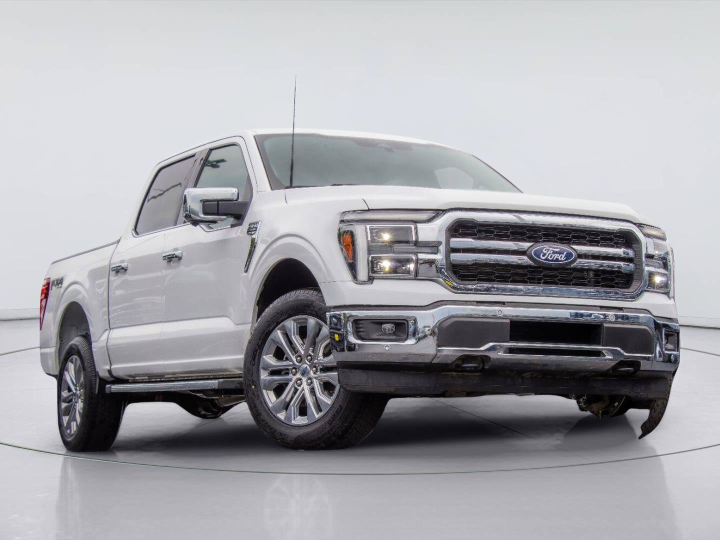 Used 2025 Ford F150 Lariat w/ Equipment Group 501A Mid AWD/4WD image 2