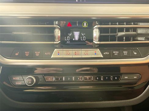 Certified 2023 BMW X3 xDrive30i w/ Premium Package w/ZPA AWD/4WD image 16