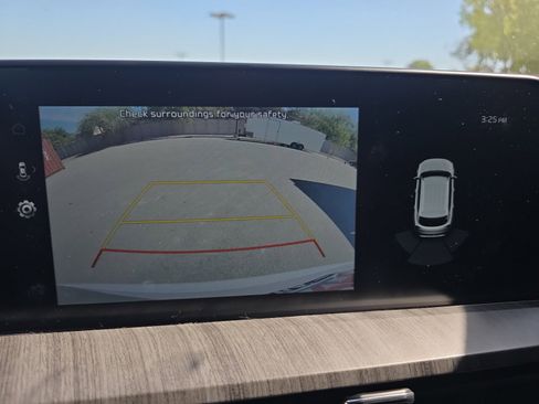 Used 2023 Kia Telluride EX w/ EX Captain's Chair Package image 13