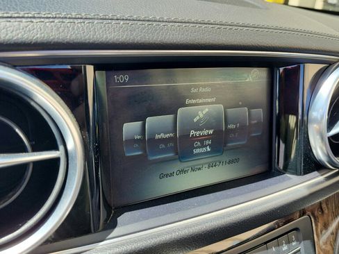Used 2017 Mercedes-Benz SL 450 image 23