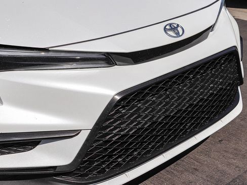 Used 2023 Toyota Corolla XSE FWD image 5