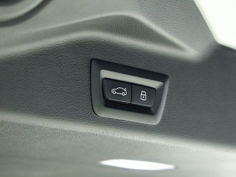 Used 2024 BMW X5 sDrive40i RWD image 48