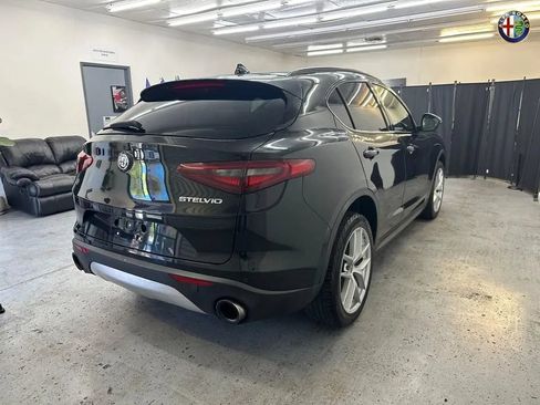 Used 2019 Alfa Romeo Stelvio Ti Sport w/ Quick Order Package 22S Sport AWD/4WD image 6