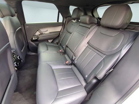Used 2024 Land Rover Range Rover Sport Dynamic SE AWD/4WD image 25