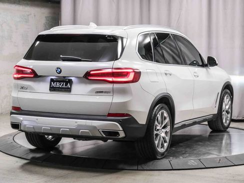 Used 2021 BMW X5 xDrive40i w/ Convenience Package AWD/4WD image 4