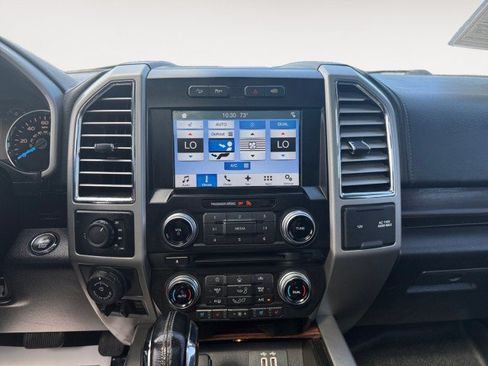 Used 2016 Ford F150 Lariat w/ Equipment Group 502A Luxury AWD/4WD image 8