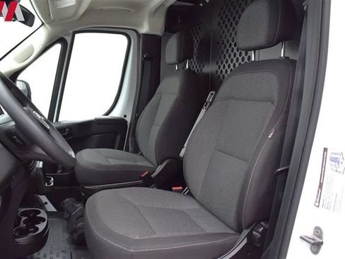 Used 2025 RAM ProMaster 2500 w/ U-Haul Equipment Group FWD image 11