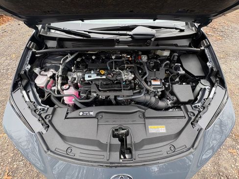 Used 2025 Toyota Prius LE image 28