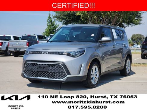 Used 2023 Kia Soul LX FWD image 2