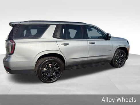 Used 2025 Chevrolet Tahoe RST w/ RST Capability Package AWD/4WD image 14