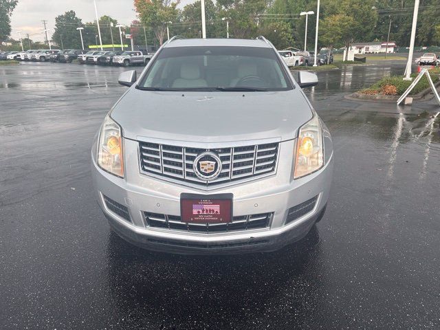 Used 2016 Cadillac SRX Luxury w/ Driver Awareness Package AWD/4WD image 5