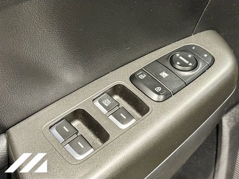 Used 2018 Kia Sportage LX image 19