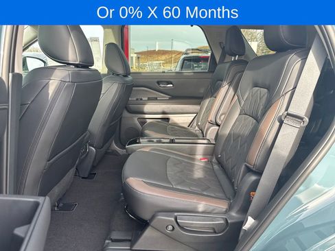 New 2026 Nissan Pathfinder Platinum image 25