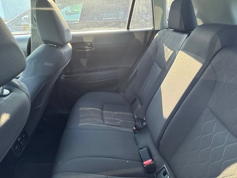 Used 2025 Toyota Corolla Cross LE AWD/4WD image 11
