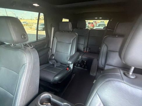 Used 2021 Chevrolet Tahoe Z71 w/ Z71 Signature Package AWD/4WD image 14