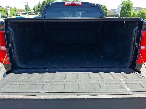Used 2015 Chevrolet Colorado Z71 AWD/4WD image 31