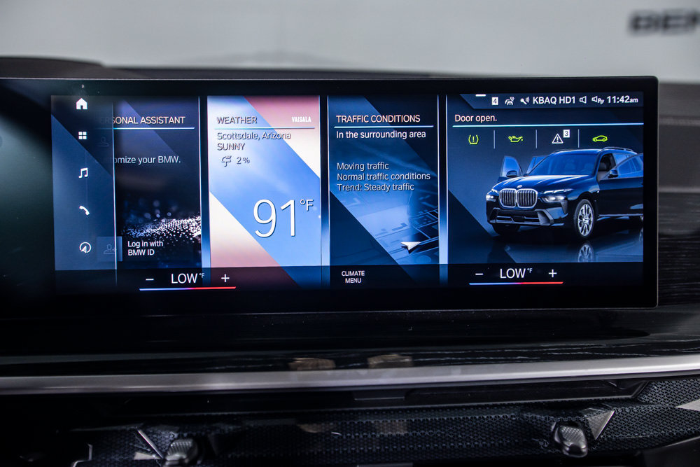 Used 2023 BMW X7 xDrive40i w/ M Sport Package AWD/4WD image 29