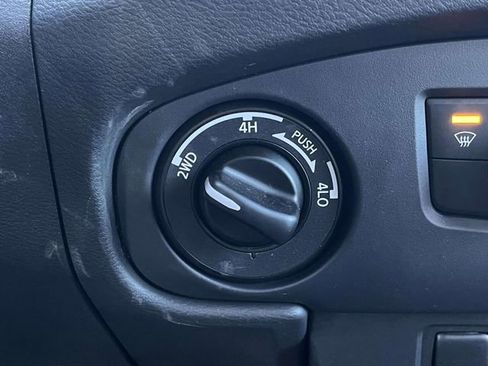 Used 2024 Nissan Frontier PRO-4X w/ Technology Package image 30