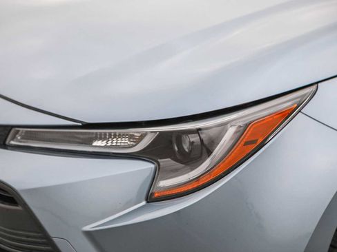 Certified 2023 Toyota Corolla LE image 9