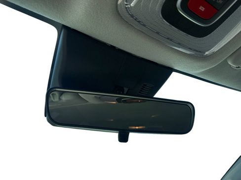 Certified 2025 Hyundai Kona SEL AWD/4WD image 19