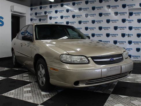 Used 2004 Chevrolet Malibu Classic FWD image 5