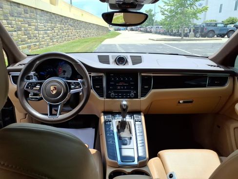 Used 2017 Porsche Macan S AWD/4WD image 36