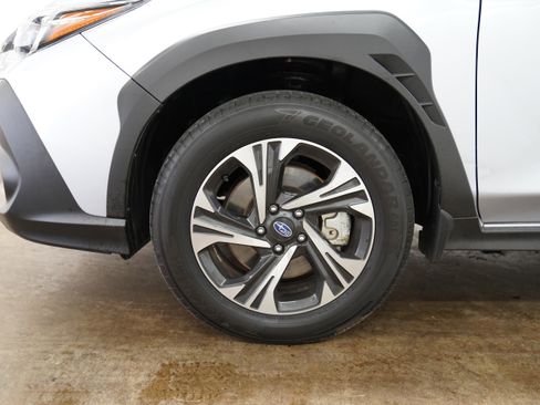 Used 2024 Subaru Crosstrek 2.0i Premium image 15