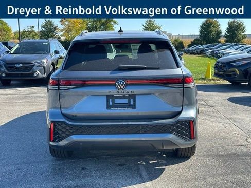 New 2026 Volkswagen Tiguan SE R-Line image 6