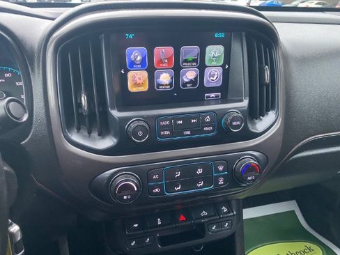 Used 2018 GMC Canyon All Terrain w/ All Terrain X Package AWD/4WD image 18