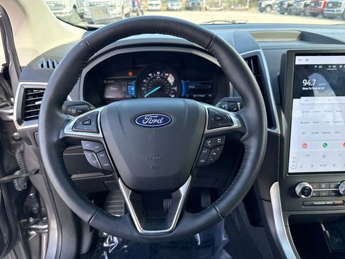 Certified 2024 Ford Edge SEL w/ Convenience Package image 12