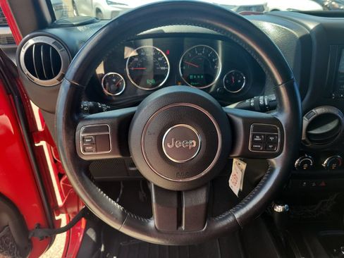 Used 2015 Jeep Wrangler Unlimited Sport w/ Quick Order Package 24S AWD/4WD image 19