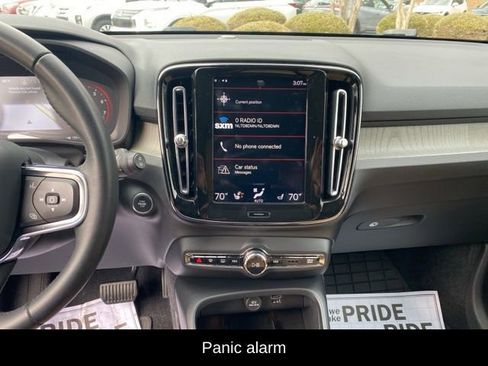 Used 2020 Volvo XC40 T5 Inscription image 7