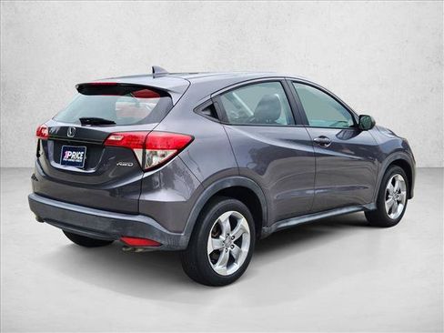Used 2019 Honda HR-V LX image 5