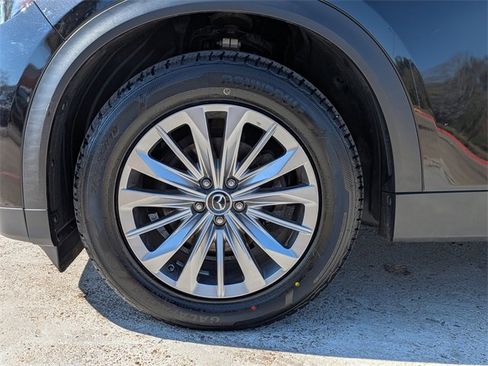 Certified 2024 MAZDA CX-90 3.3 Turbo w/ Preferred Package image 9