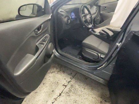 Used 2020 Hyundai Kona SE AWD/4WD image 30