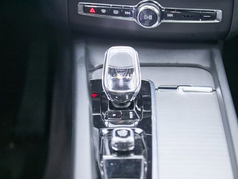 Certified 2023 Volvo XC60 T8 Polestar image 38