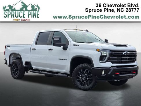 New 2026 Chevrolet Silverado 3500 LT w/ Trail Boss Package image 1